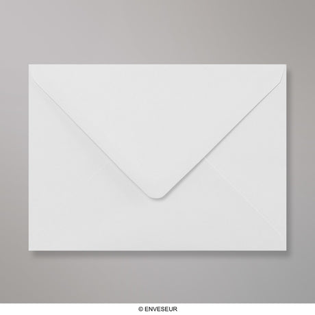 V-flap envelopes